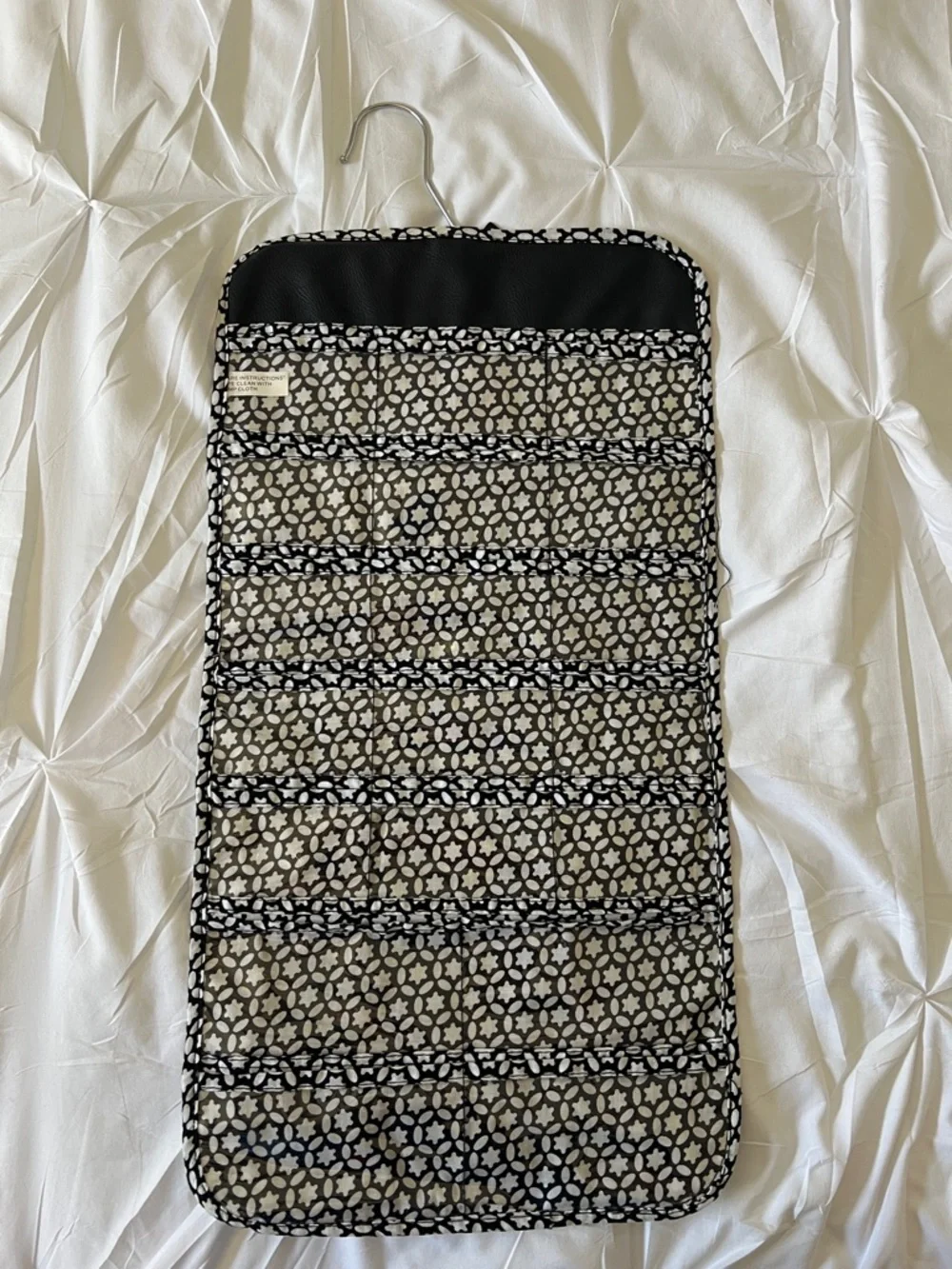 NWOT Hanging Jewelry Organizer